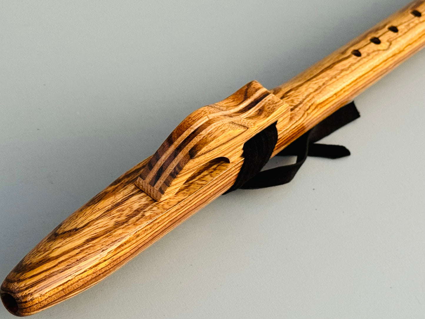 Native American style flute Zebrano G 440Hz