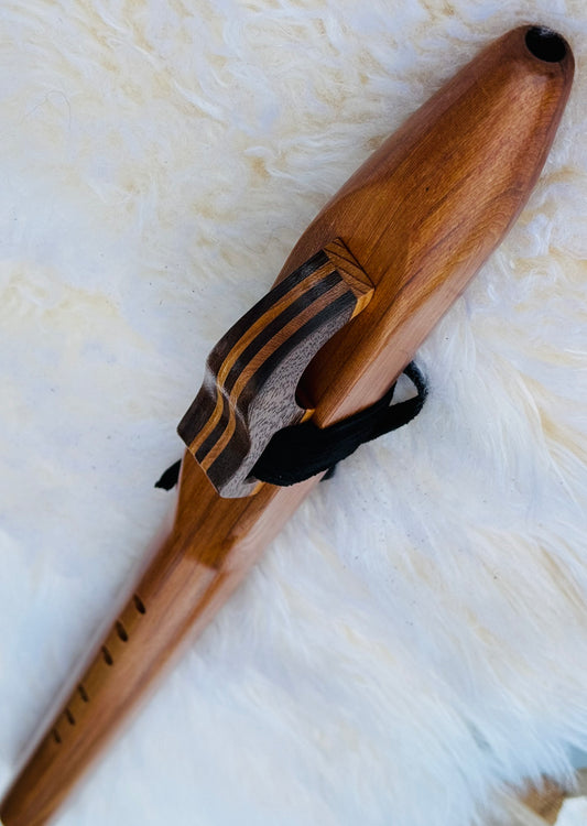 Native American style bass Cedar flute D 432Hz
