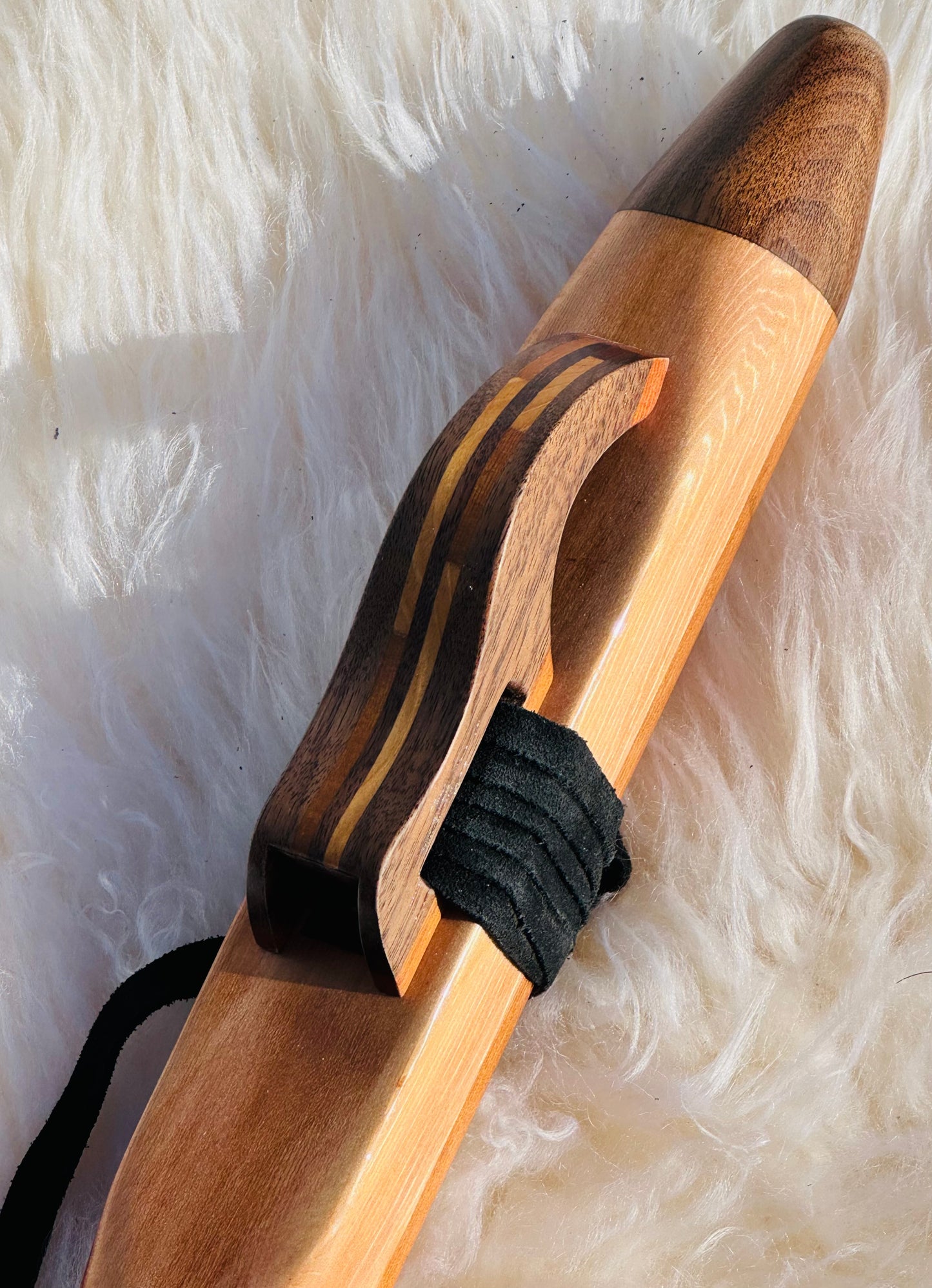 Native American style bass flute Cedar&Walnut B 432Hz