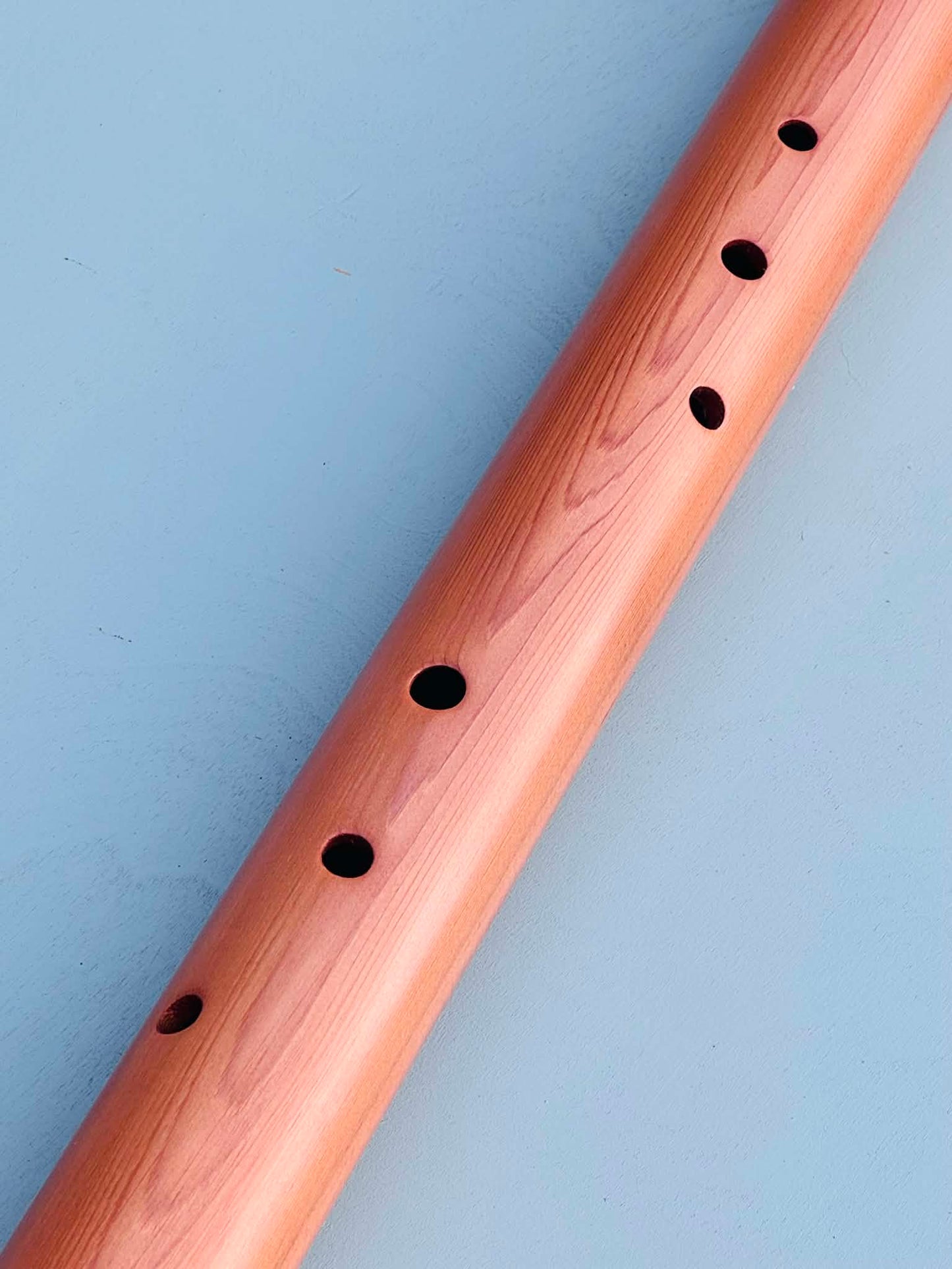 Native American style bass flute Aromatic cedar LOW G 440Hz