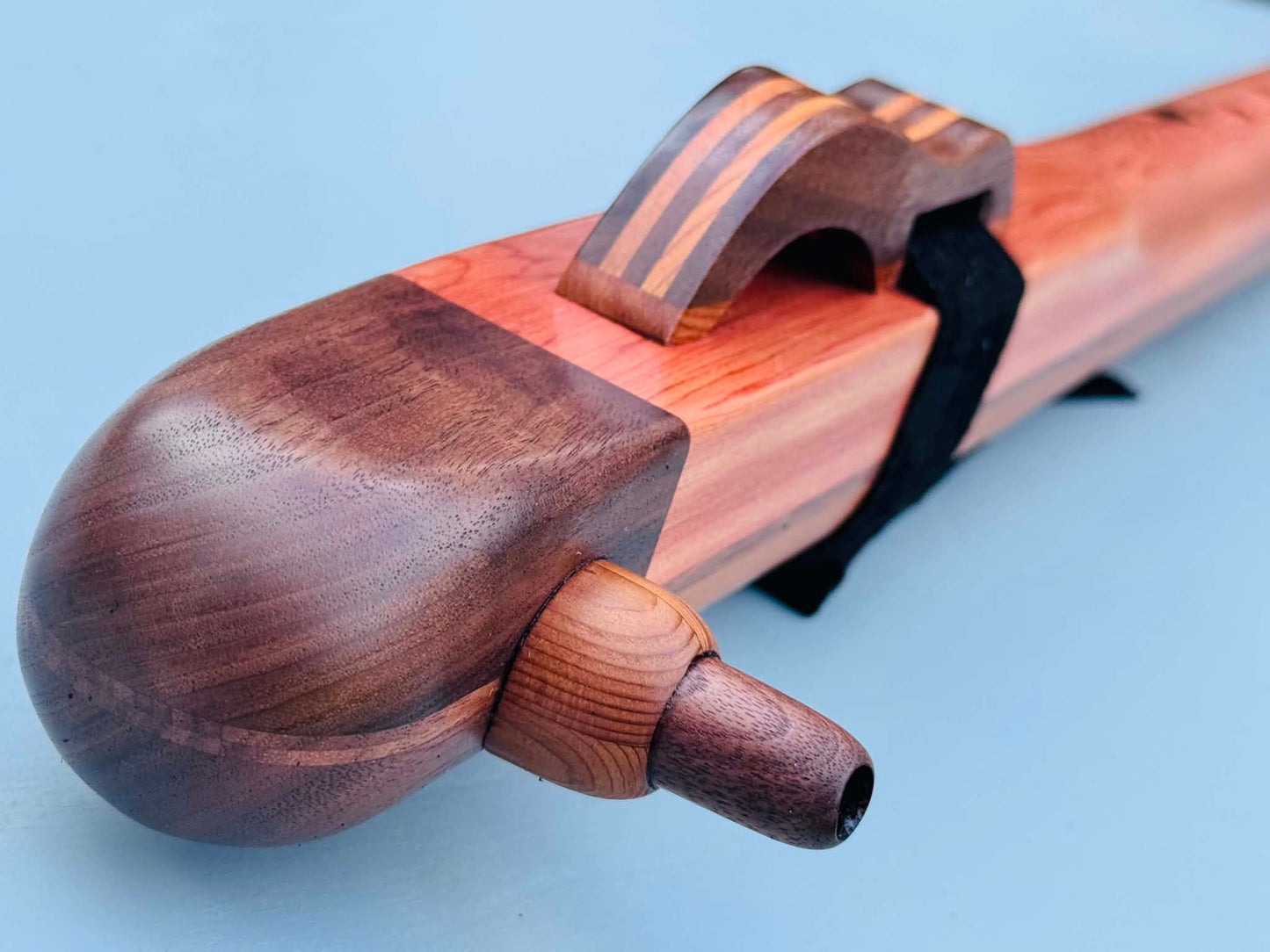 Native American style bass flute Cedar LOW G 440Hz
