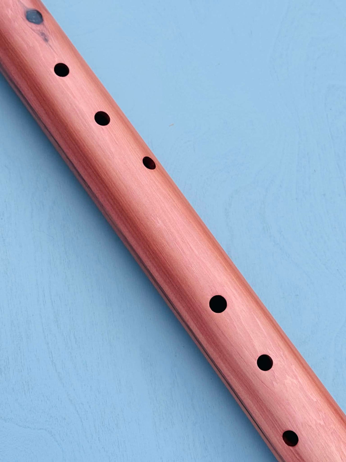 Native American style bass flute Cedar LOW G 440Hz