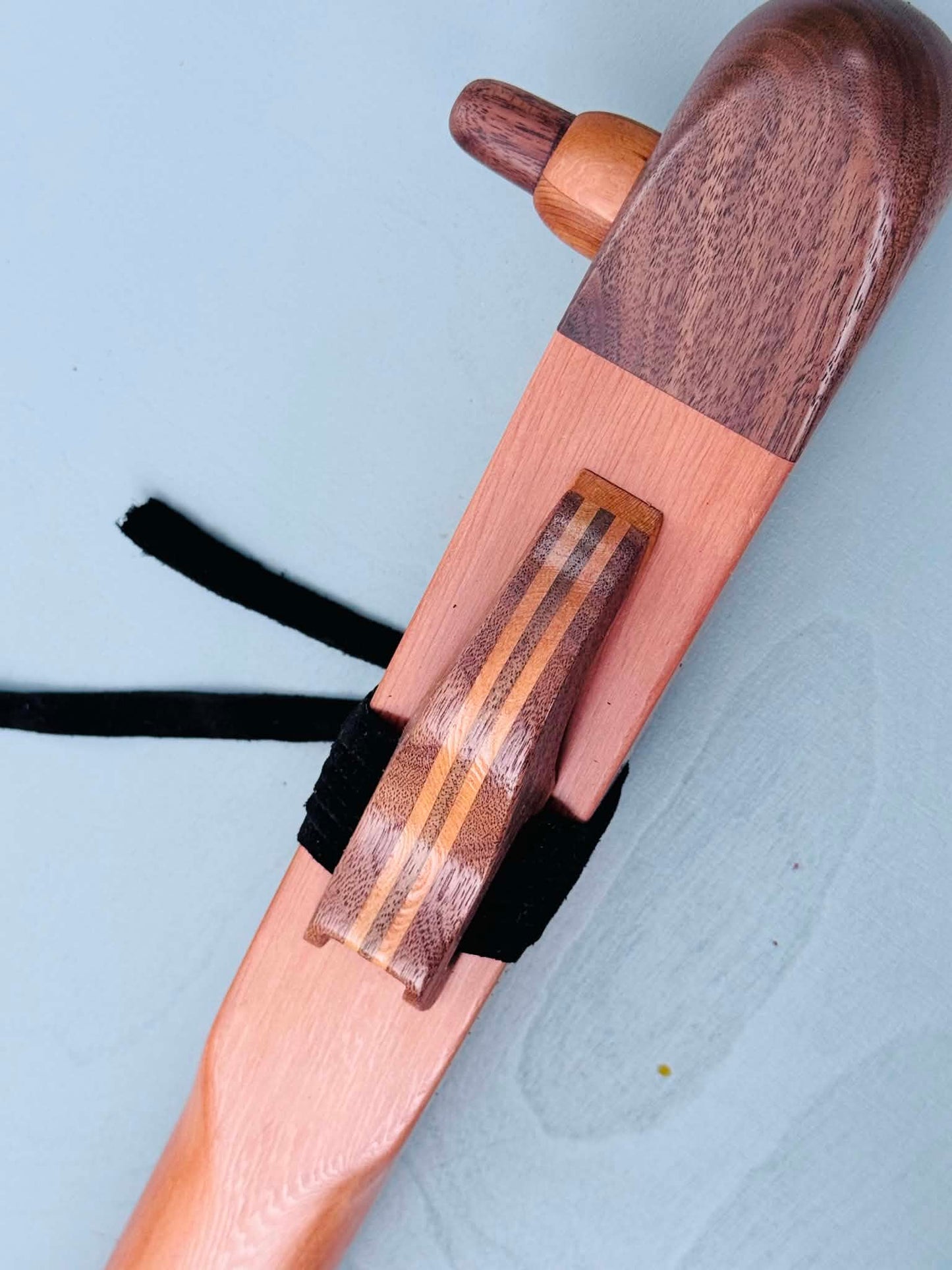 Native American style bass flute Aromatic cedar LOW G 432Hz