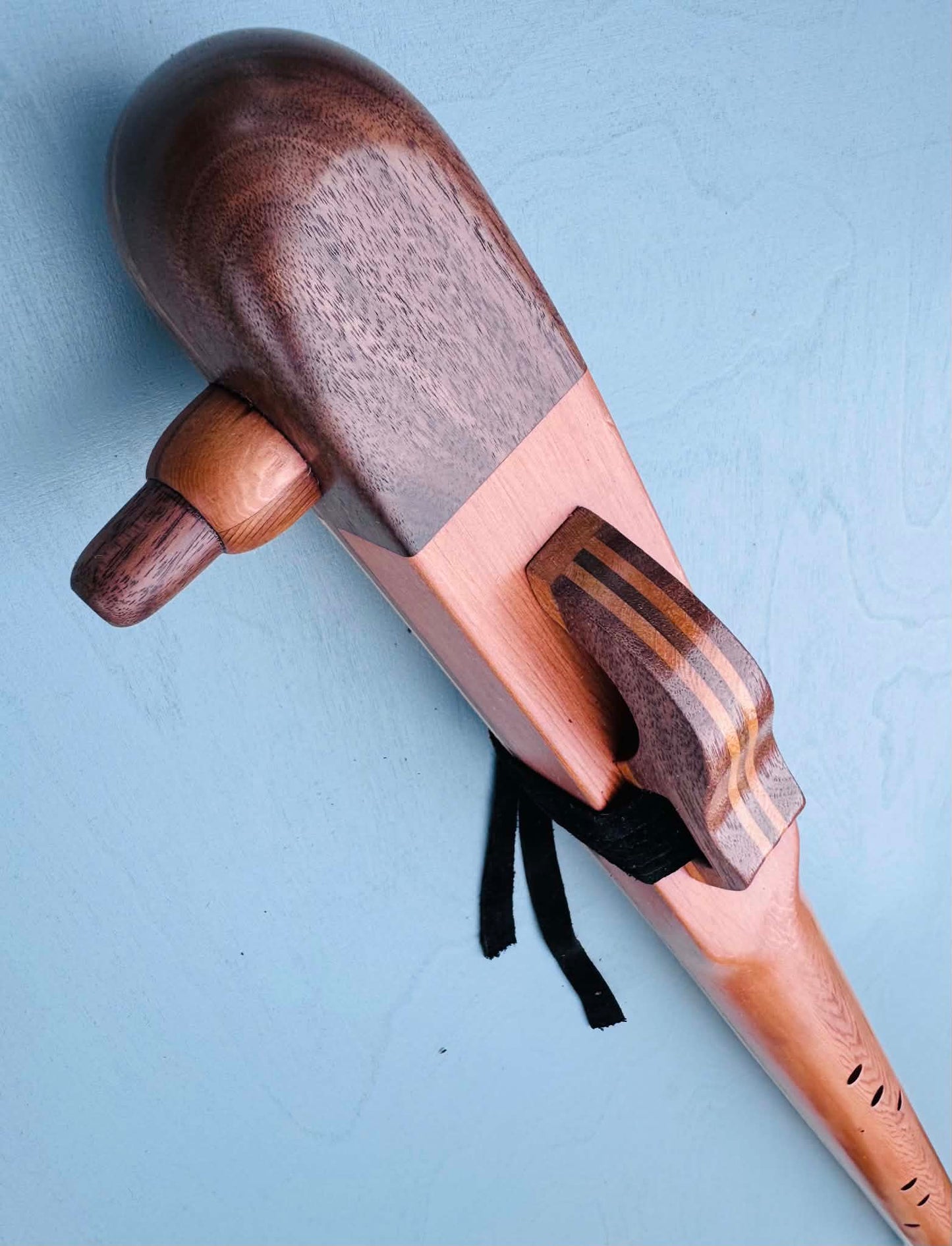 Native American style bass flute Aromatic cedar LOW G 432Hz