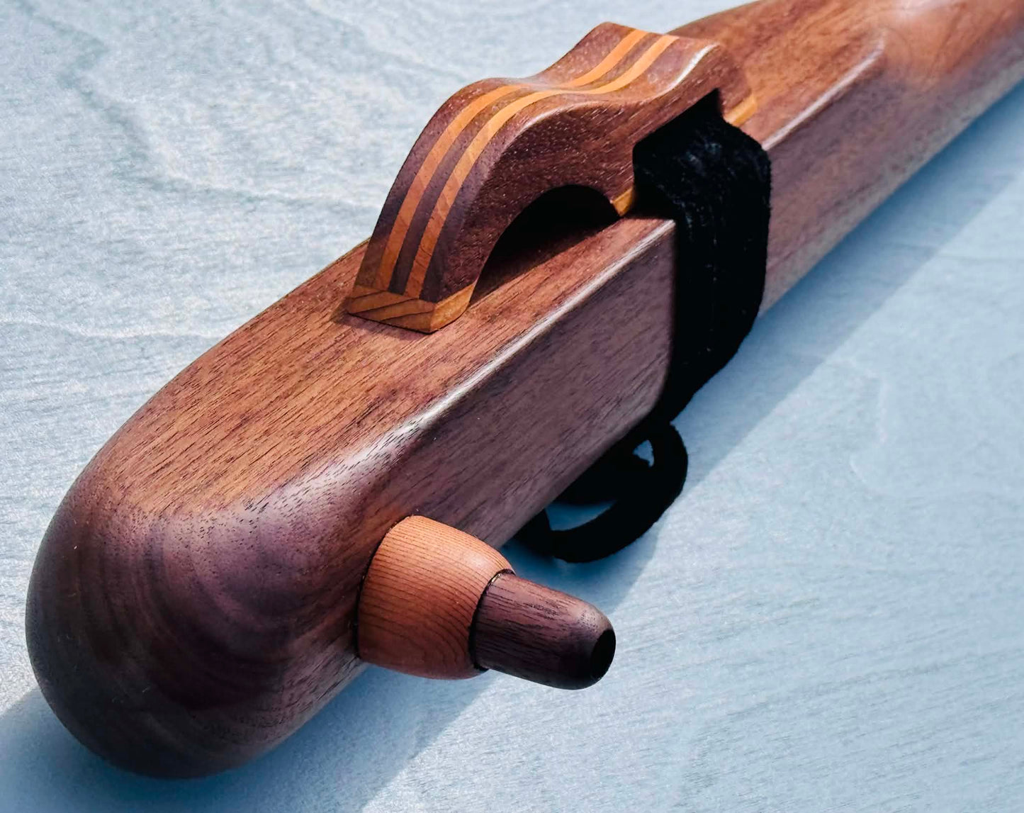 Native American style bass flute Walnut LOW G 440Hz