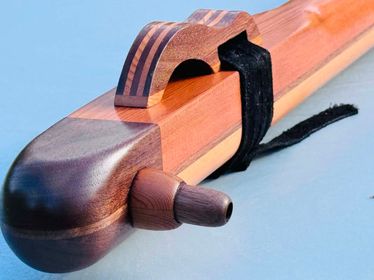 Native American style bass flute Aromatic cedar LOW G 432Hz