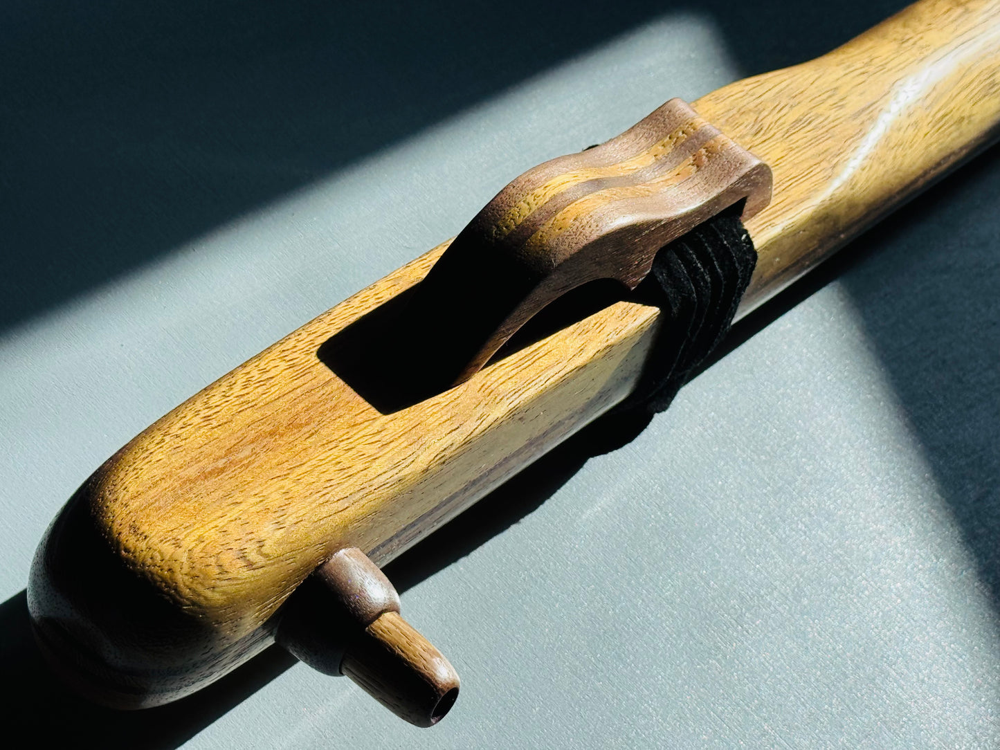 Native American style bass flute Iroko Low A 440Hz