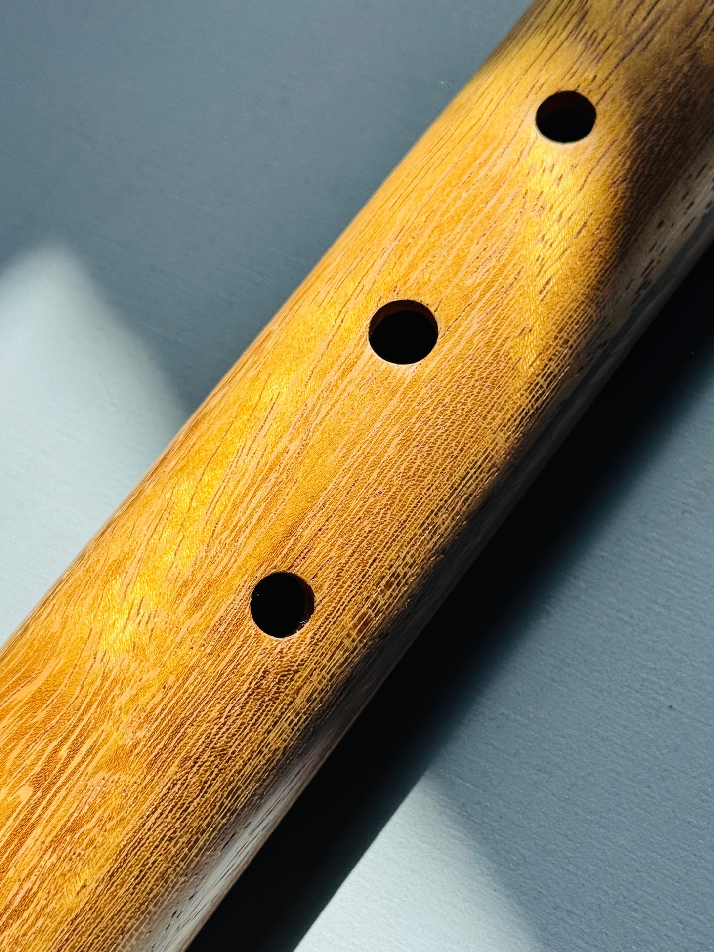 Native American style bass flute Iroko Low A 440Hz