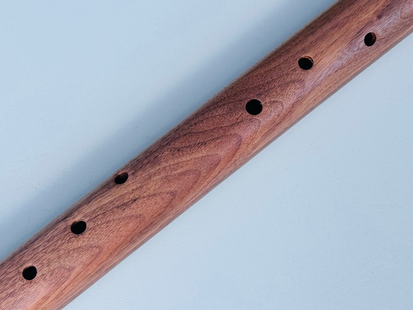 Native American style bass flute Walnut LOW G440Hz