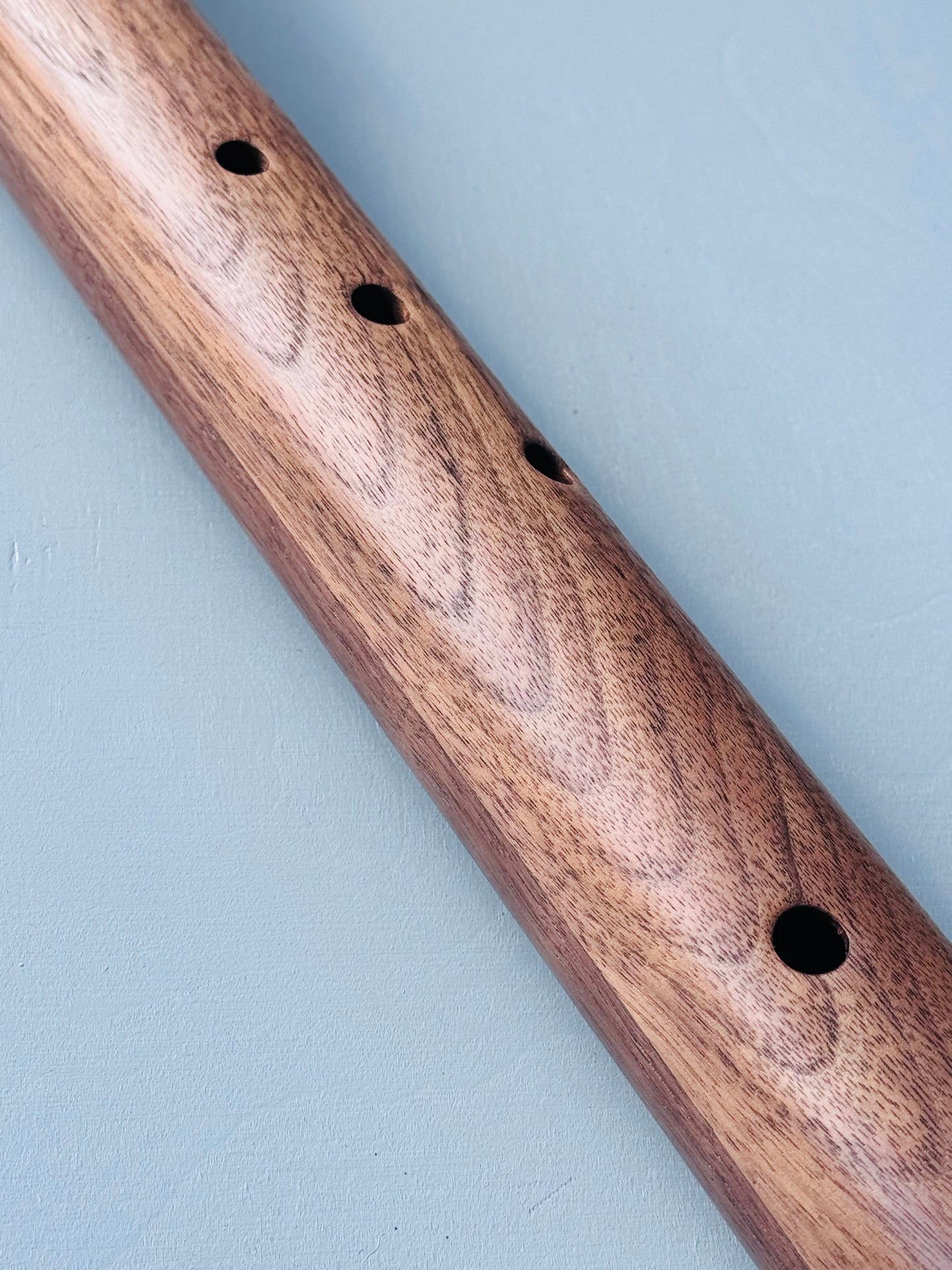 Native American style bass flute Walnut LOW G440Hz