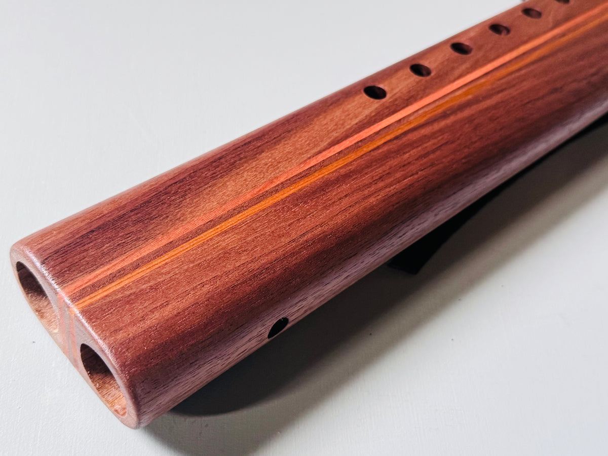 Native American style double flute Walnut A 440Hz