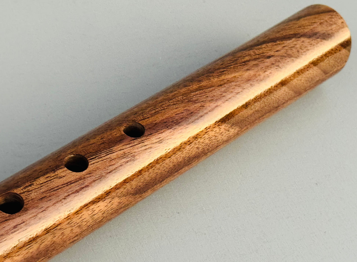 Native American style flute Walnut F# 440Hz