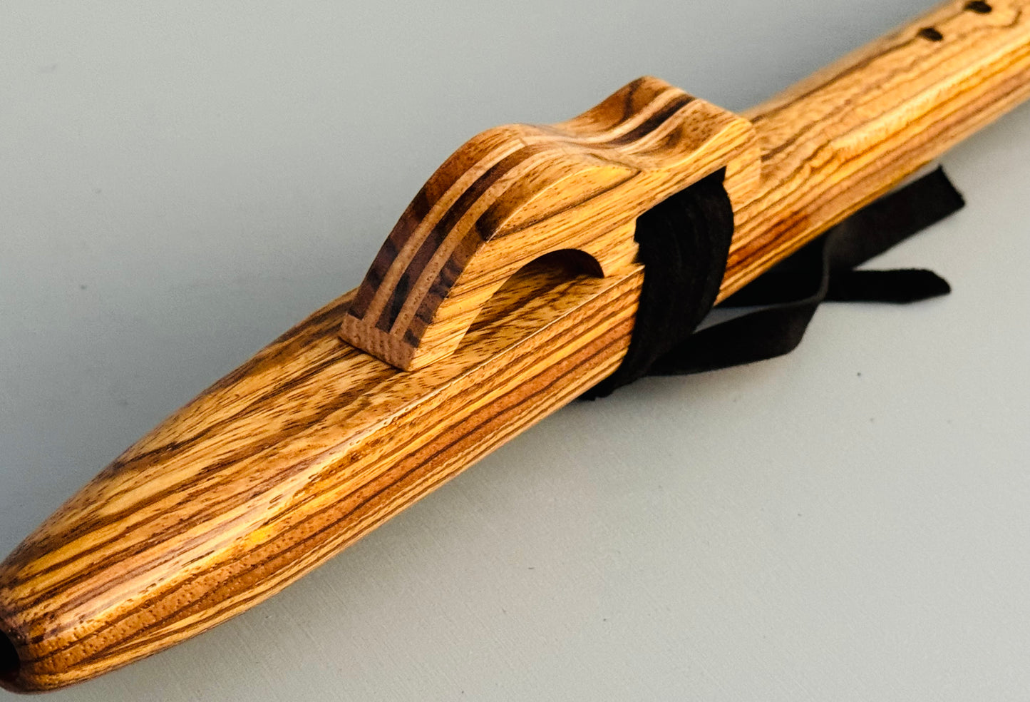 Native American style flute Zebrano G 440Hz