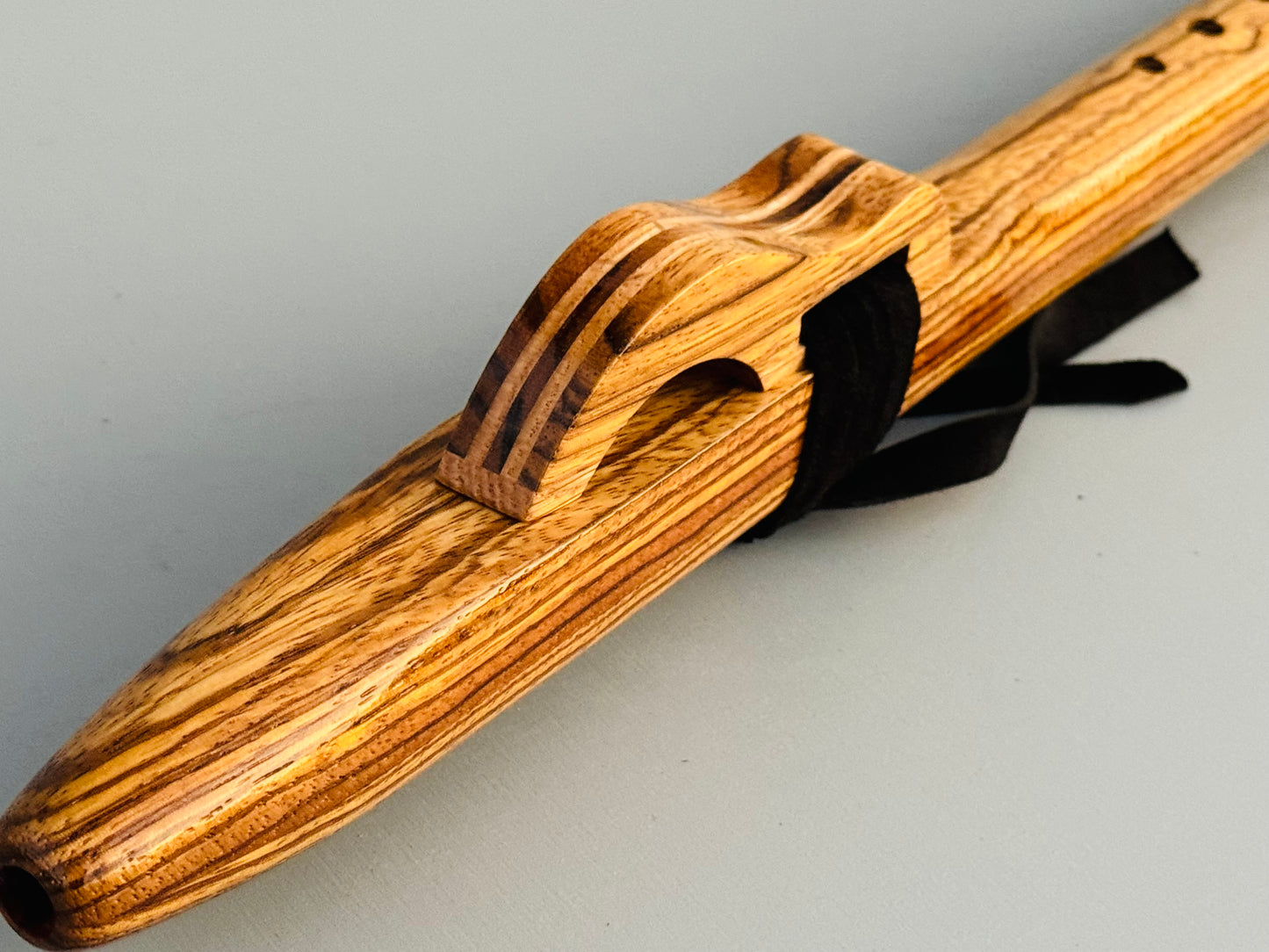 Native American style flute Zebrano G 440Hz