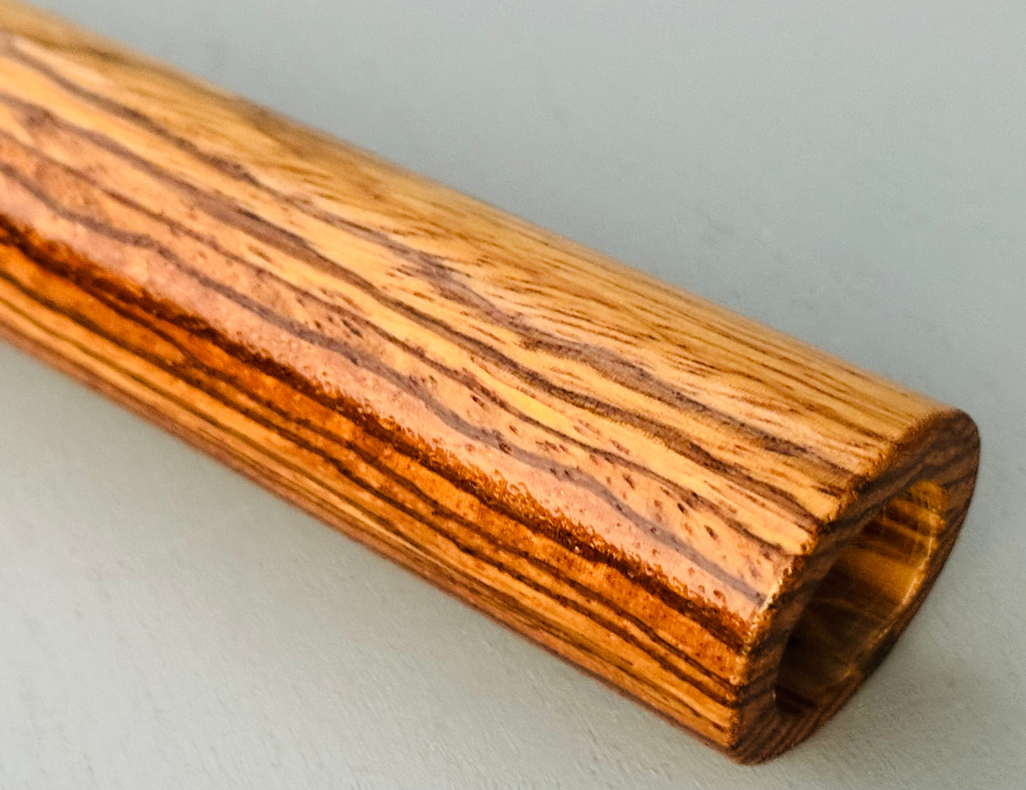 Native American style flute Zebrano G 440Hz