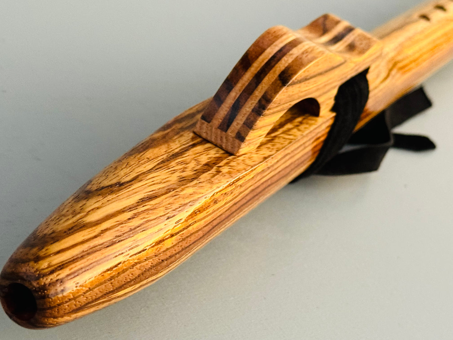 Native American style flute Zebrano G 440Hz