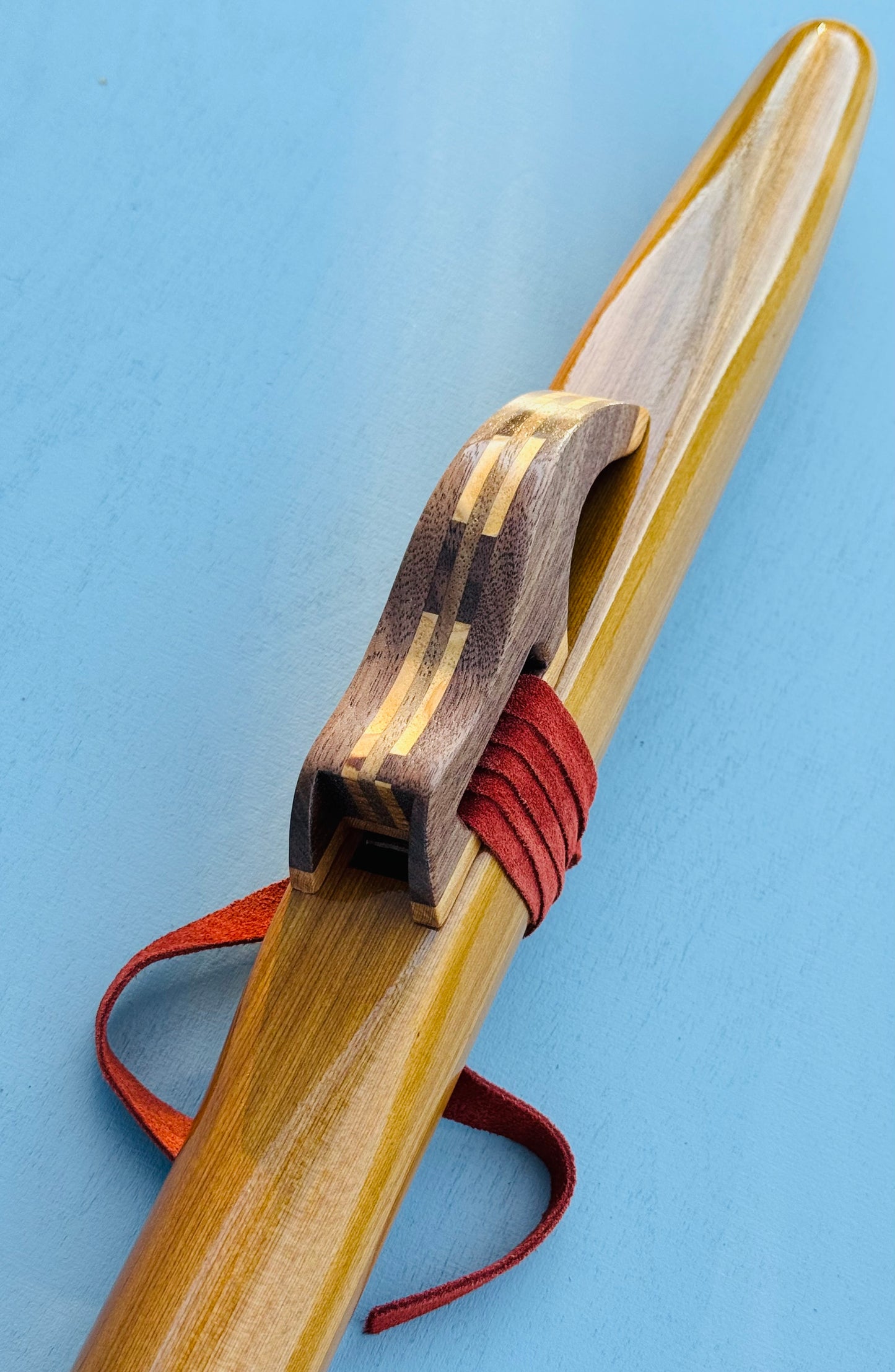 Native American flute Cedar D 440Hz