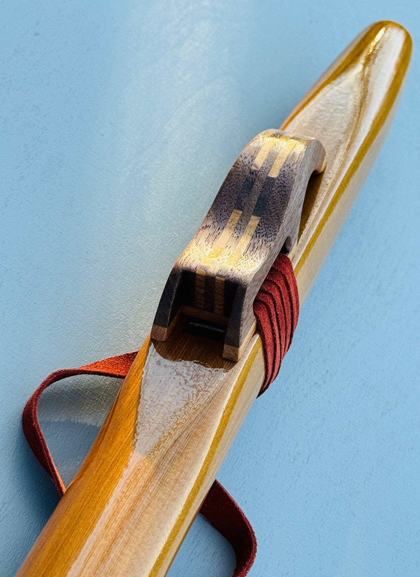 Native American flute Cedar D 440Hz