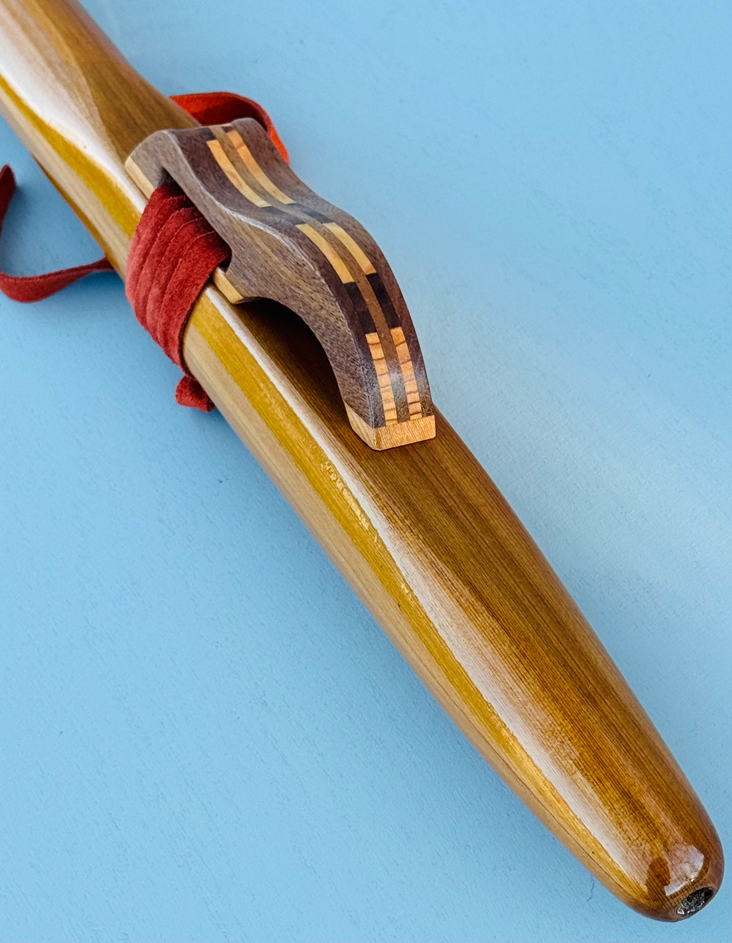 Native American flute Cedar D 440Hz