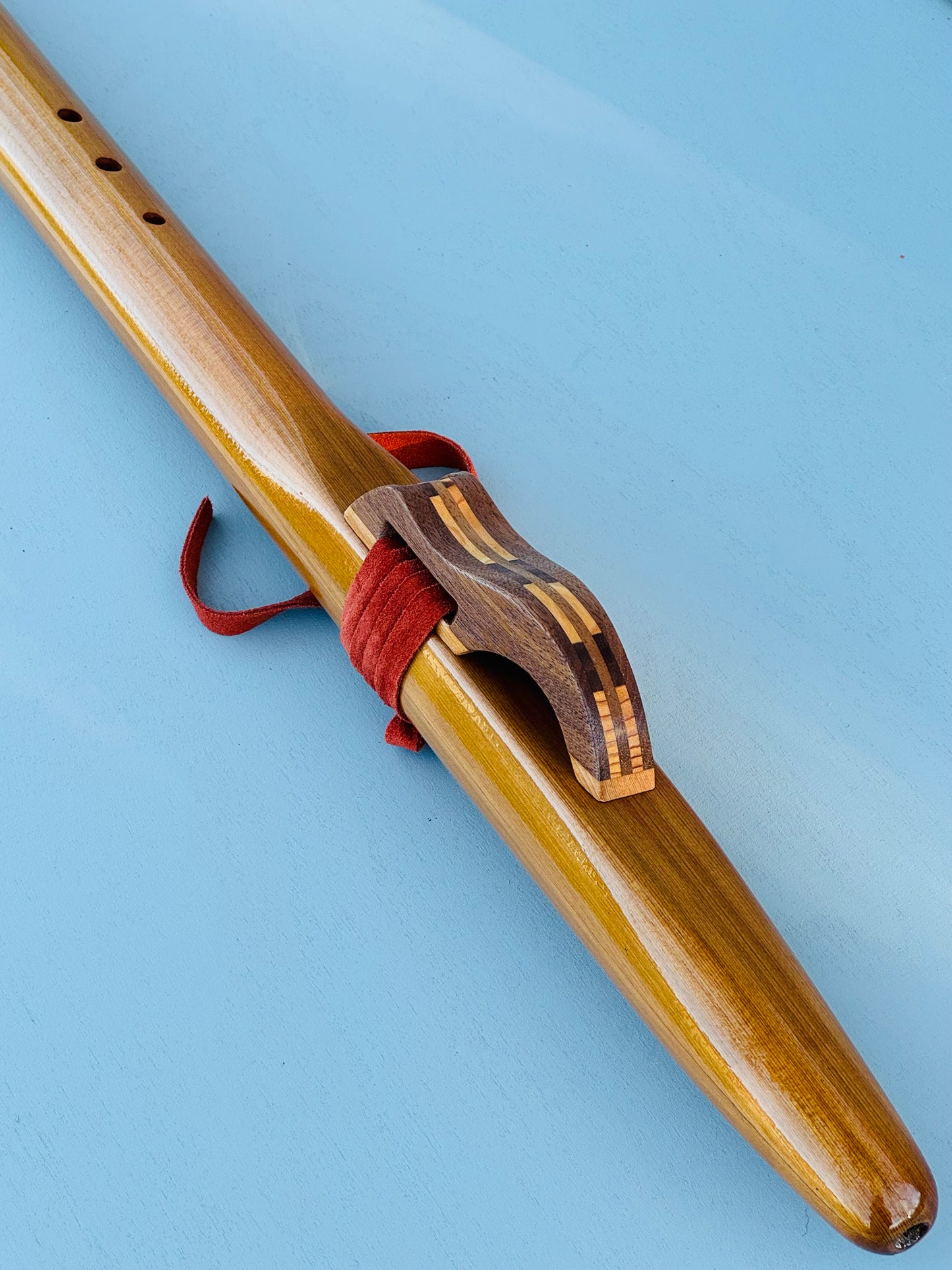Native American flute Cedar D 440Hz