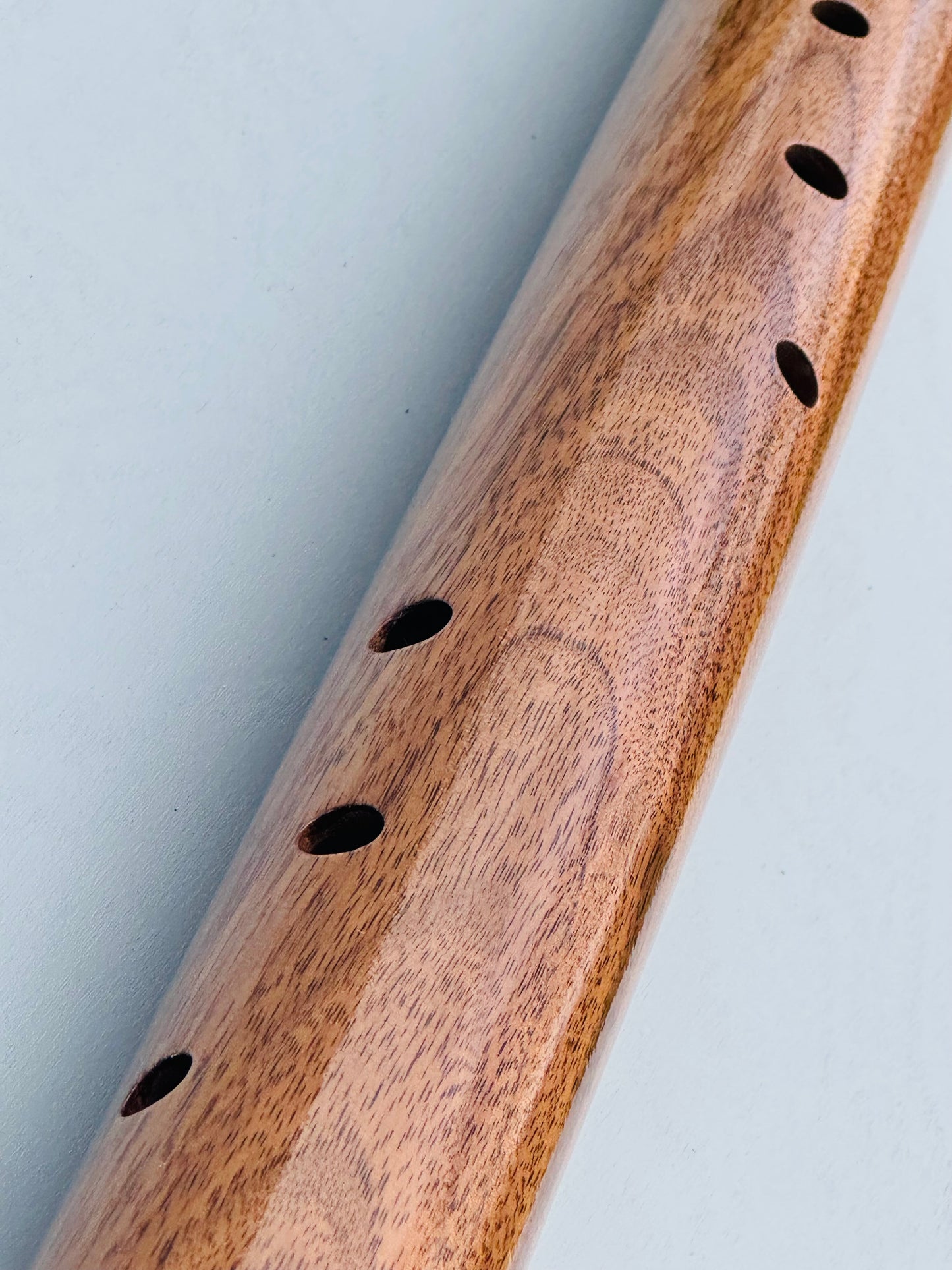 Native American bass flute Walnut A 440Hz