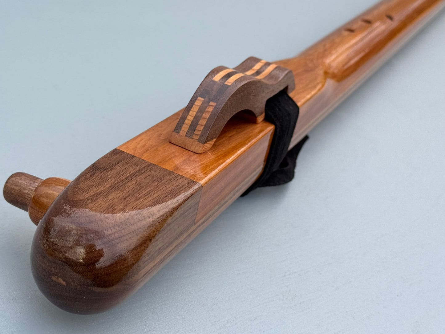 Native American bass flute Cedar& Walnut A 440Hz