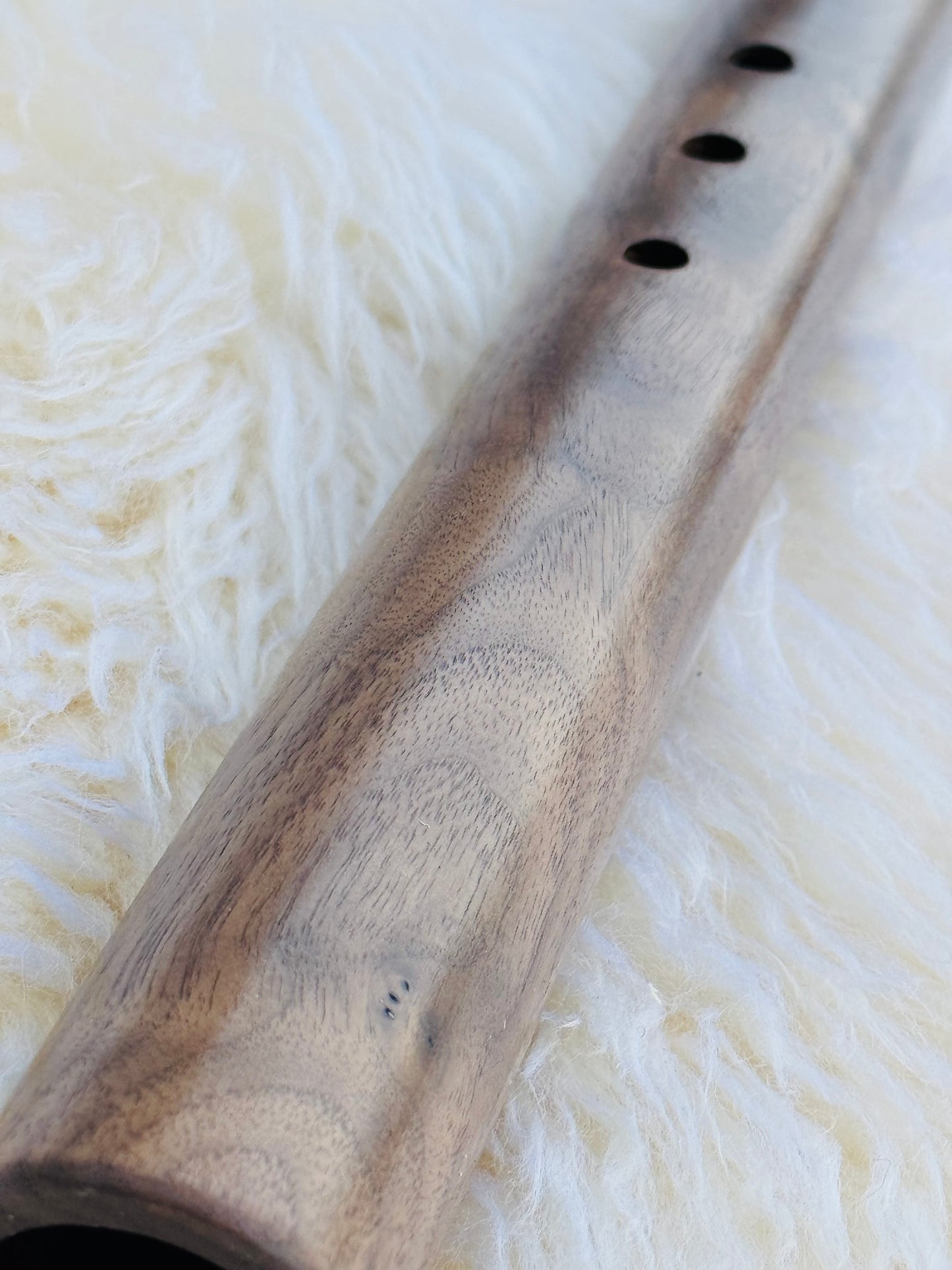 Native American style bass flute Walnut D 440Hz