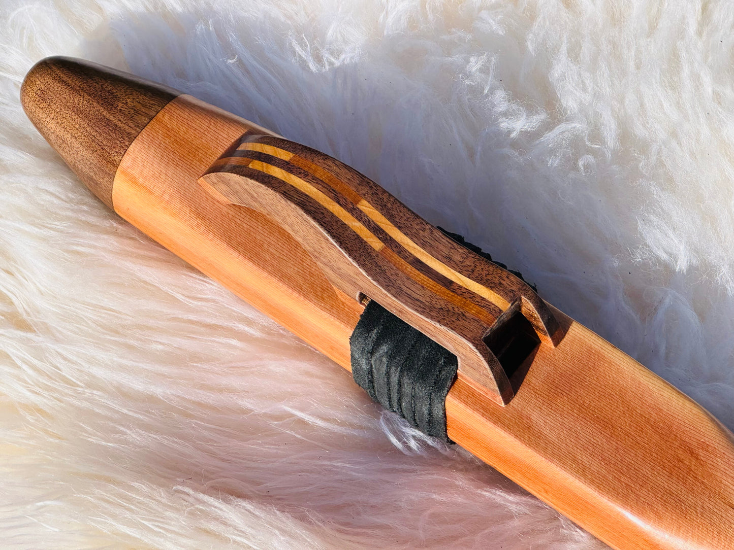 Native American style bass flute Cedar&Walnut B 432Hz