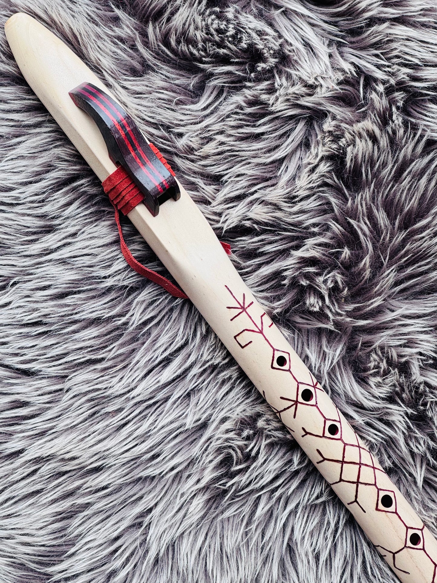 Native American style bass flute maple C 432Hz