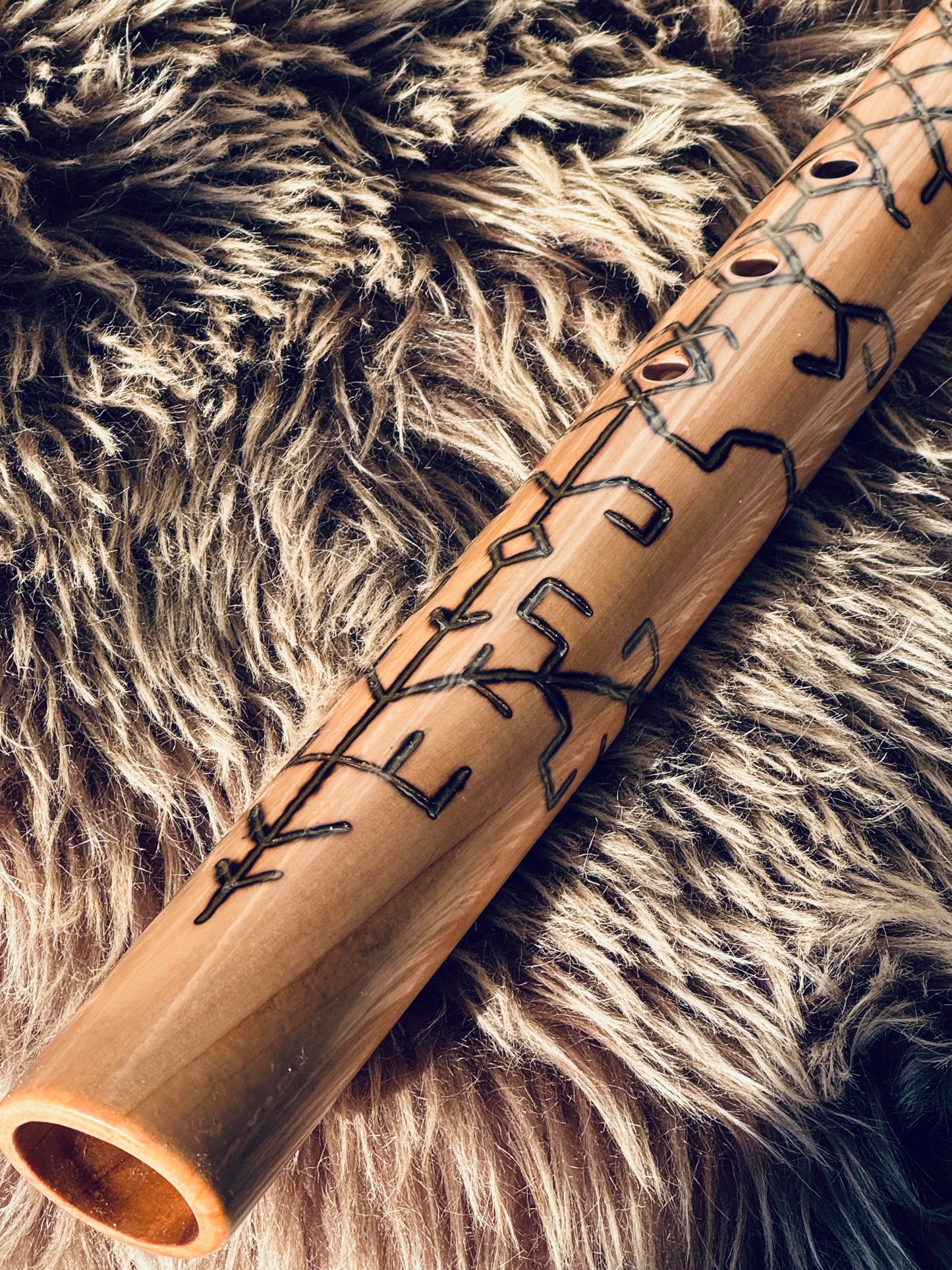 Native American style bass flute B 440Hz