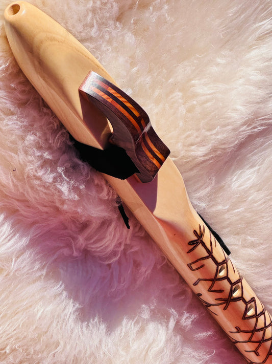 Native American style bass flute Chestnut B 440Hz