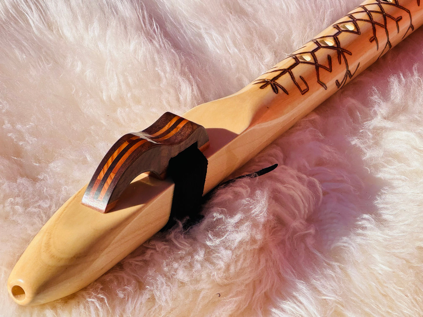 Native American style bass flute Chestnut B 440Hz