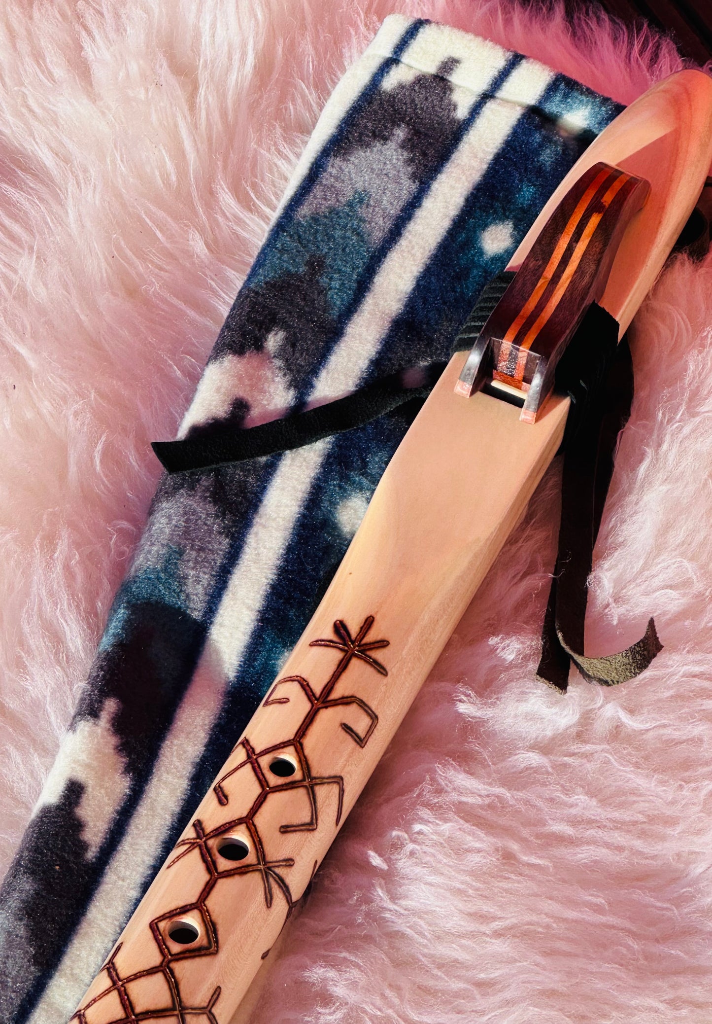 Native American style bass flute Chestnut B 440Hz