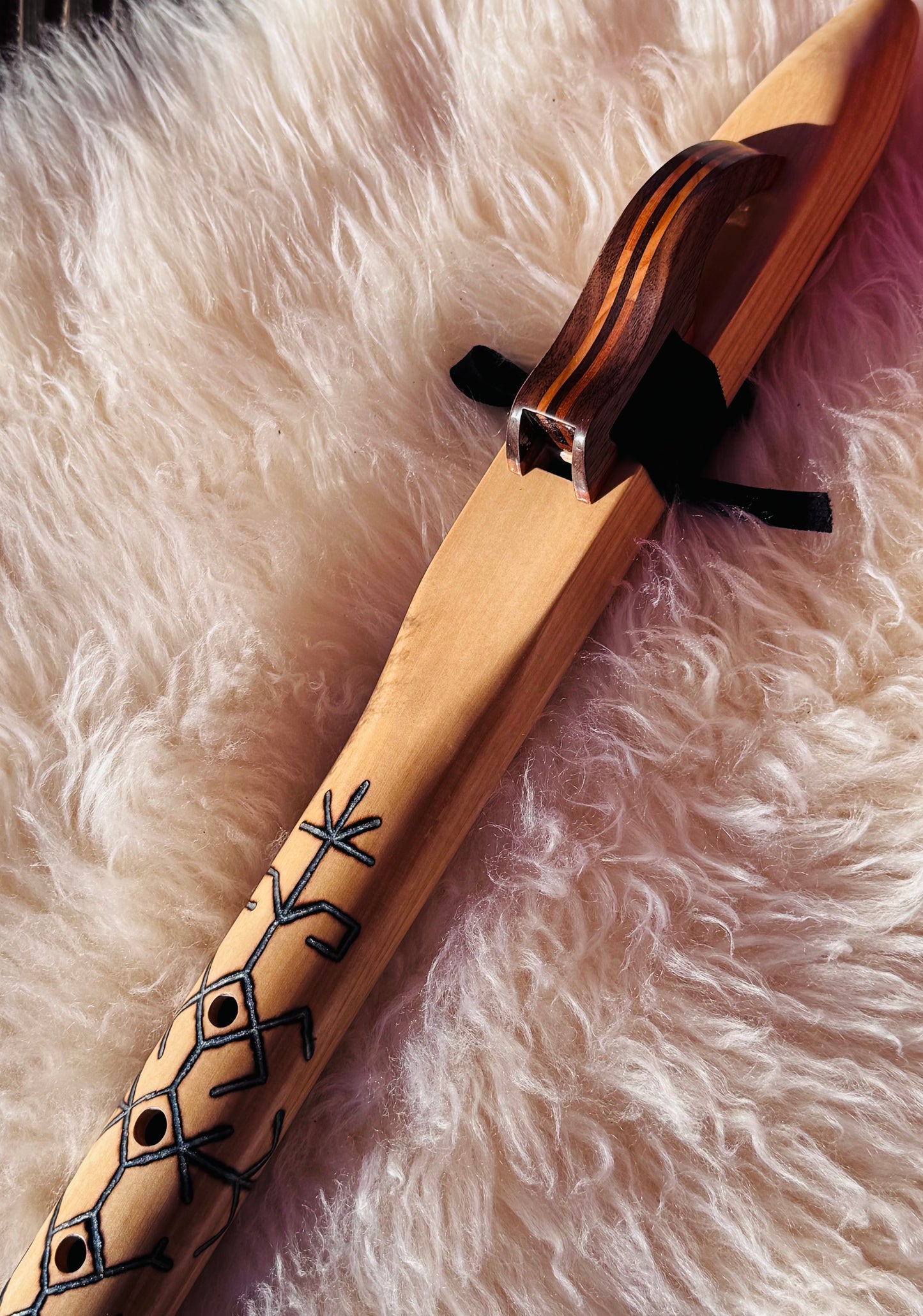 Native American stule bass flute Chestnut B 432Hz