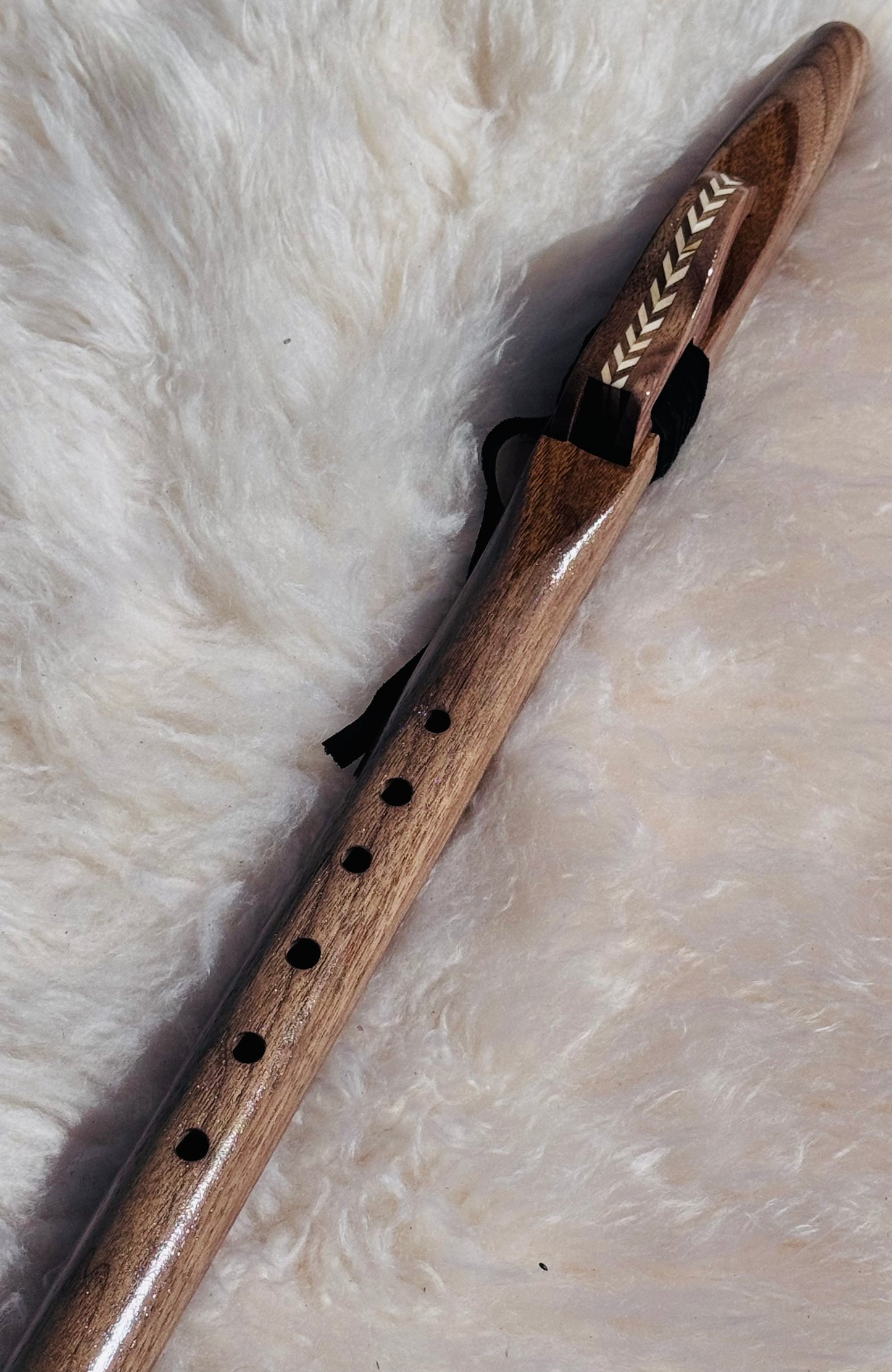 Native American style flute Walnut G 432Hz