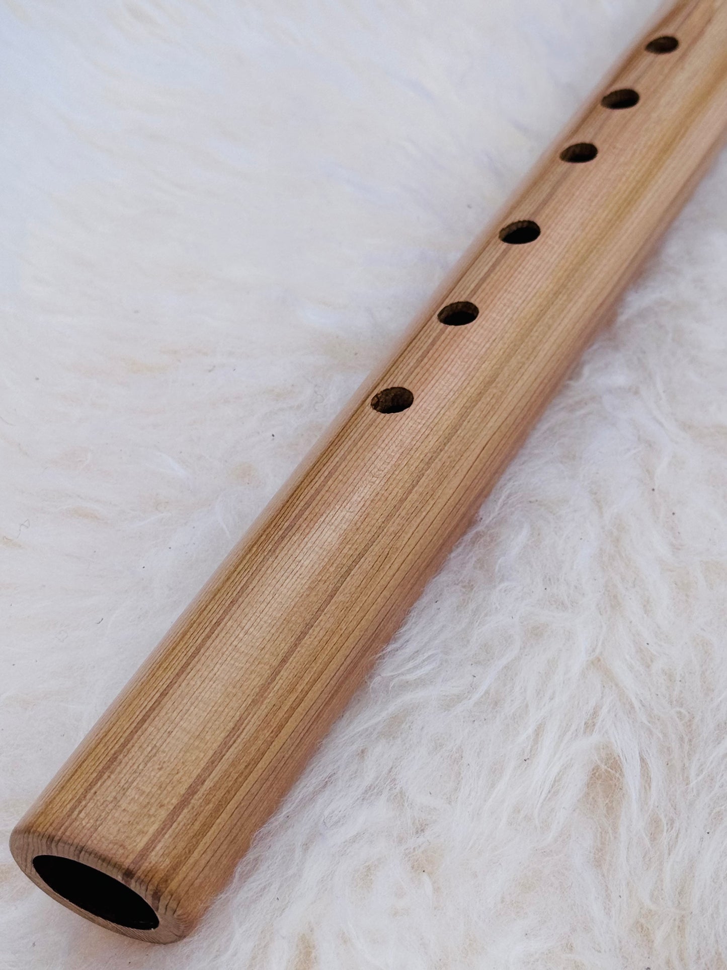 Native American style flute Aromatic cedar G 432Hz