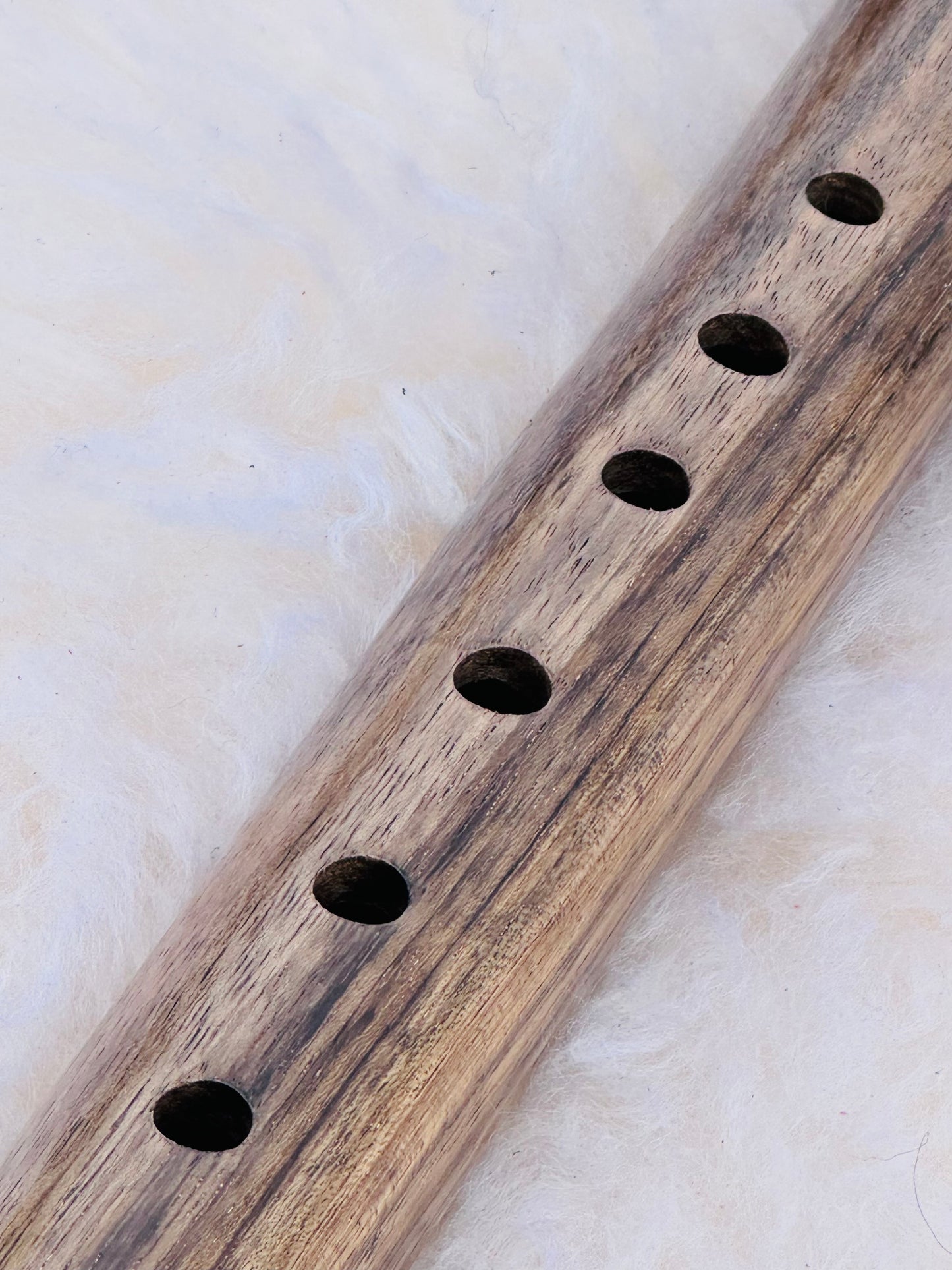 Native American style flute Amazakoue G 432Hz