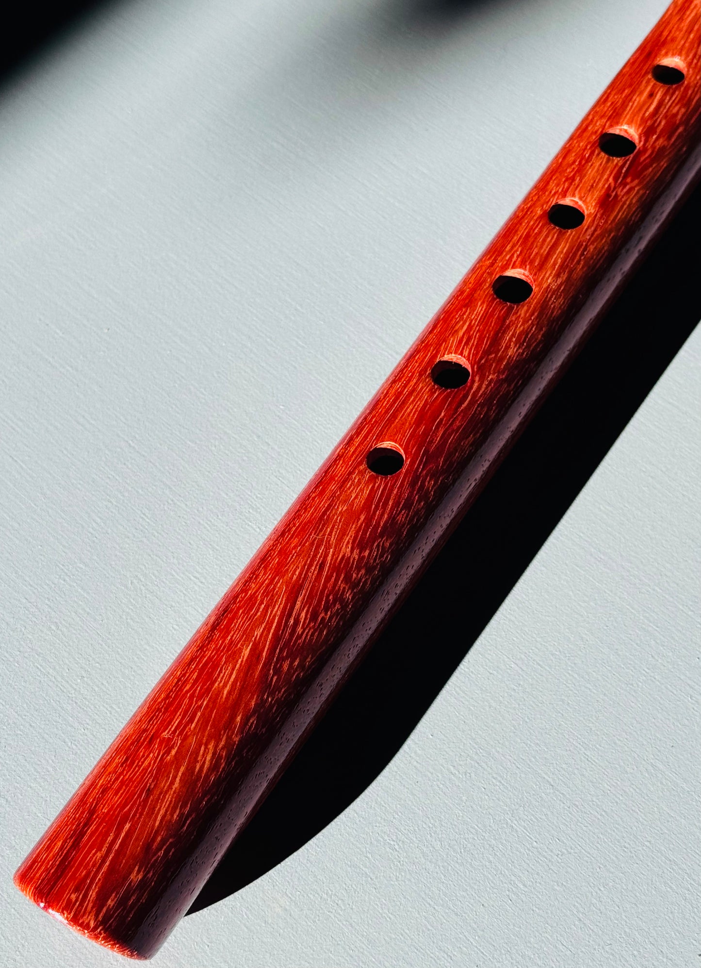 Native American style flute Red padouk A 432Hz