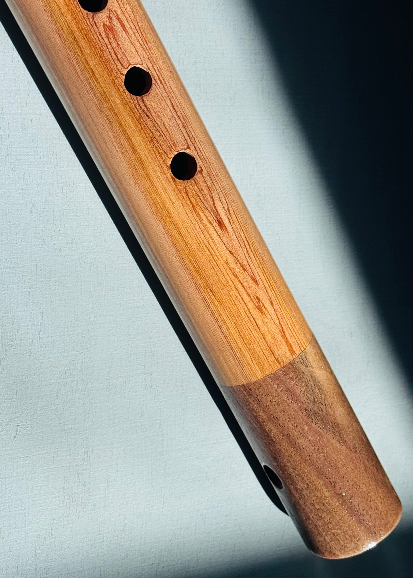 Native American style flute Aromatic cedar&walnut A 432Hz