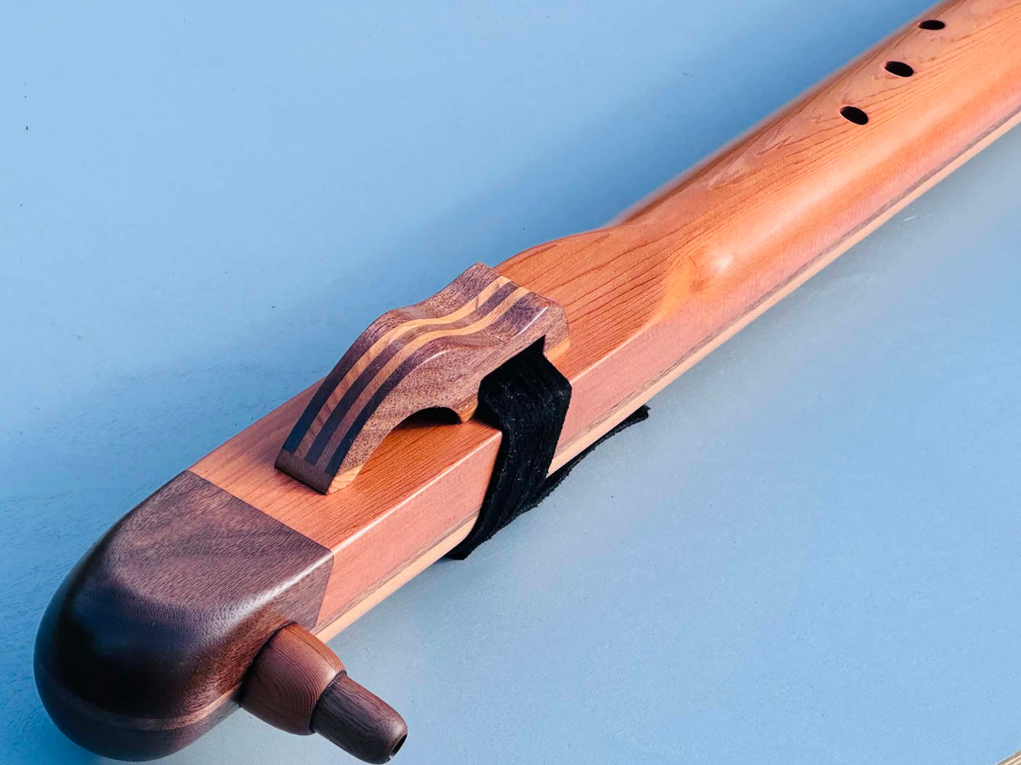 Native American style bass flute Aromatic cedar LOW G 432Hz