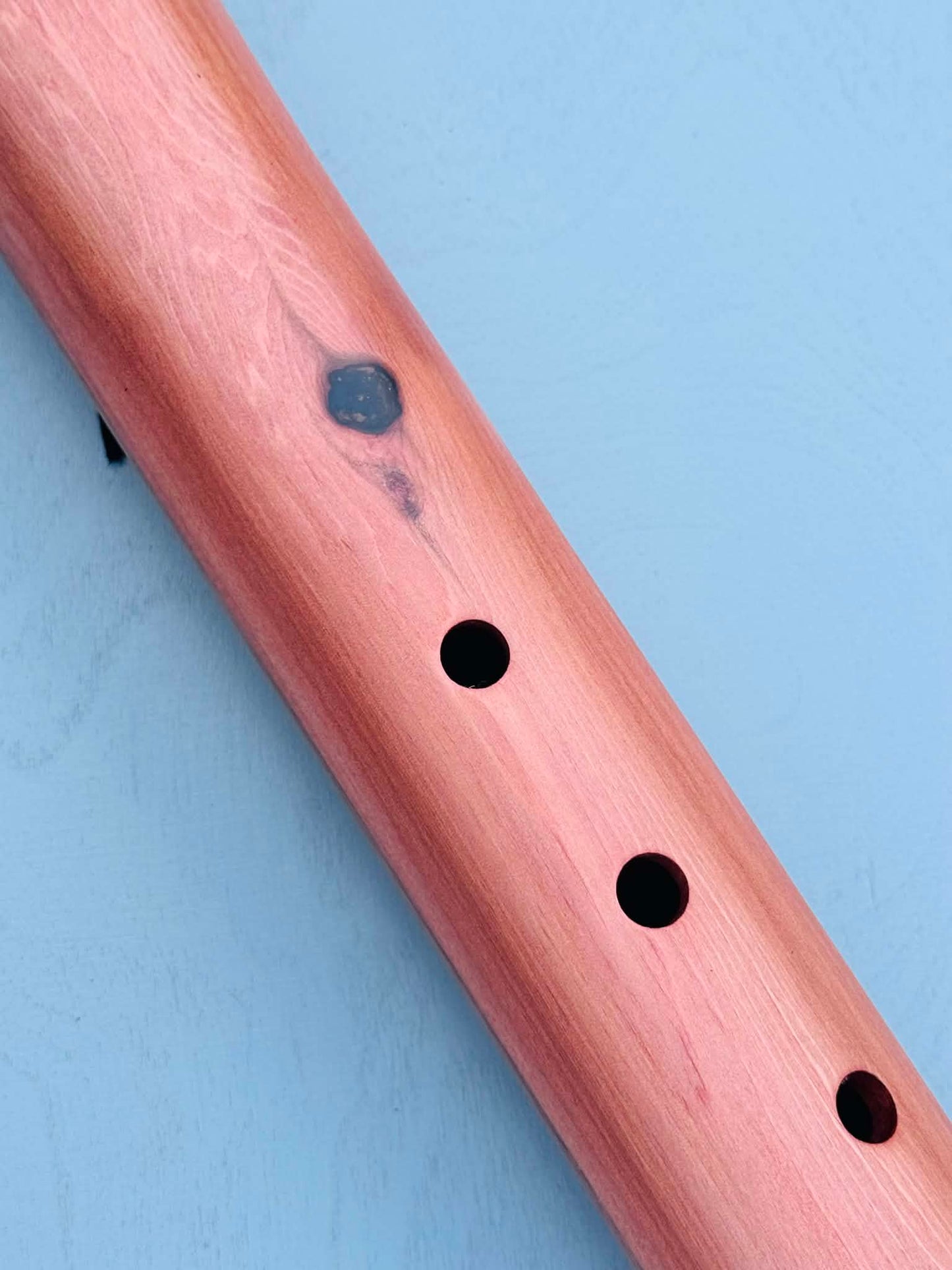 Native American style bass flute Cedar LOW G 440Hz