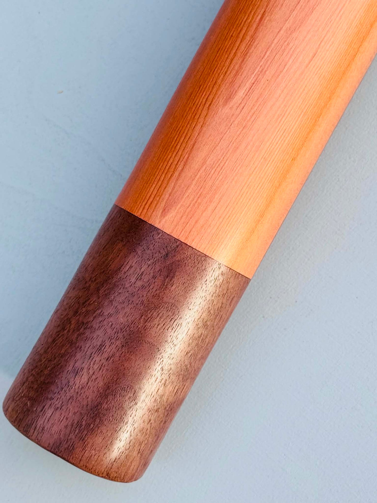 Native American style bass flute Aromatic cedar LOW G 440Hz