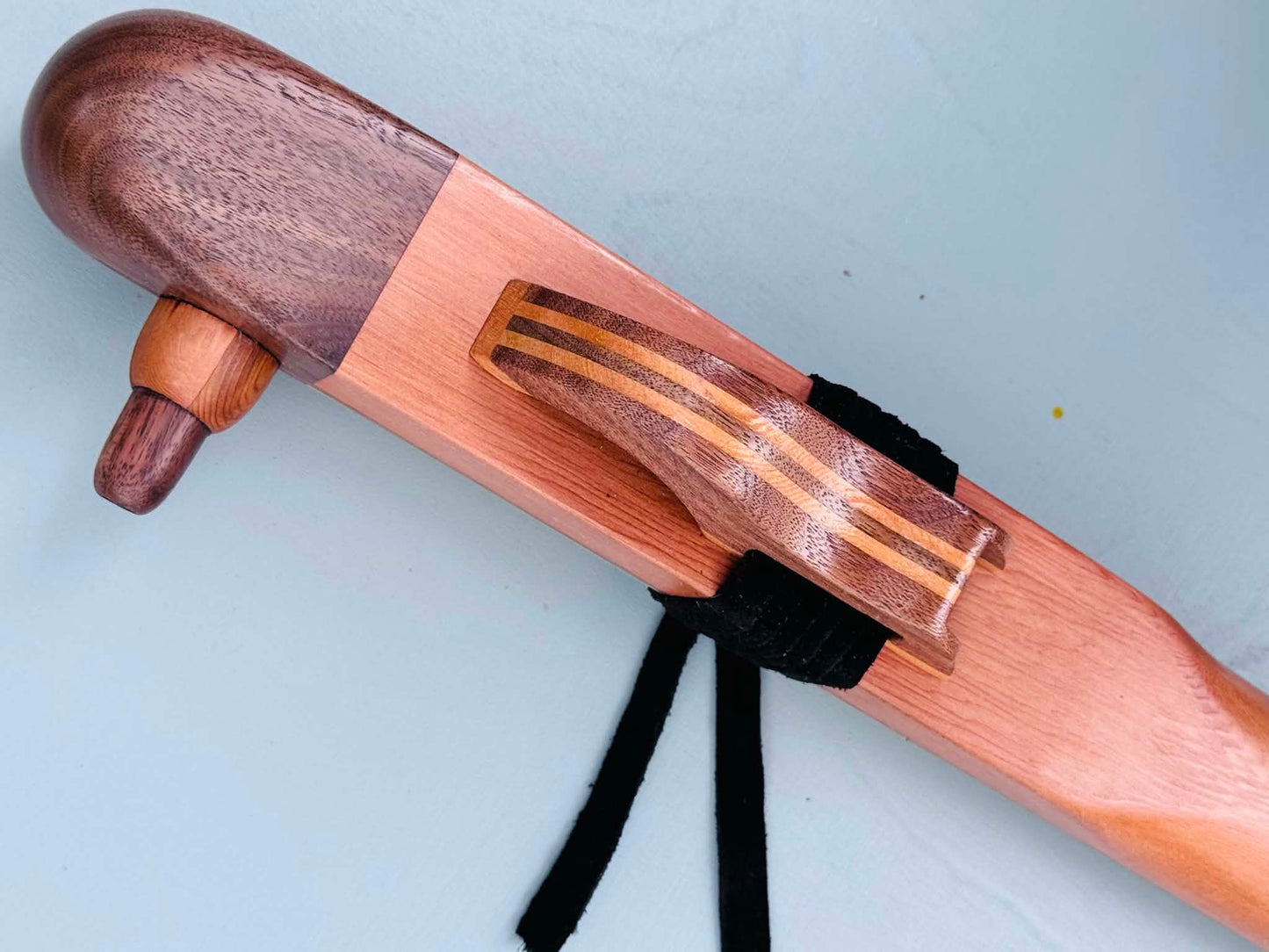 Native American style bass flute Aromatic cedar LOW G 432Hz
