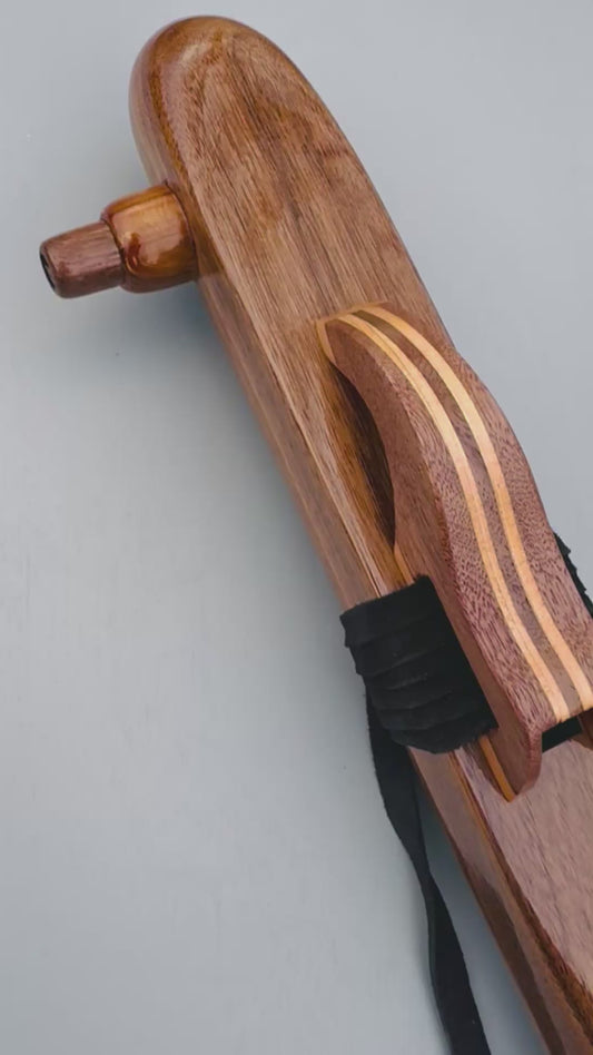 Native American bass flute Walnut A 440Hz
